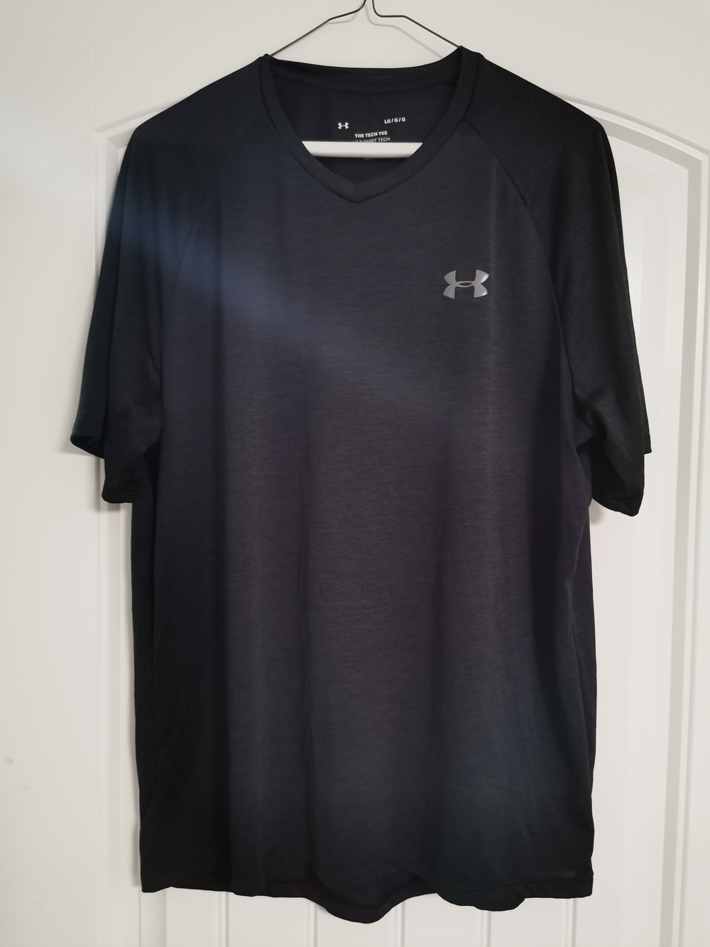 LG Men’s Black Short Sleeve V-Neck Performance Tee